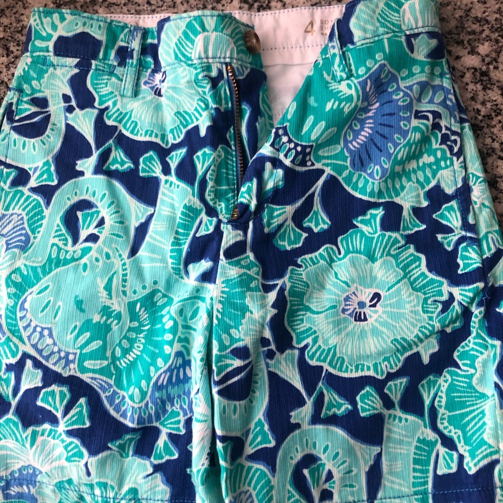Lilly size 4 Bermuda shorts
